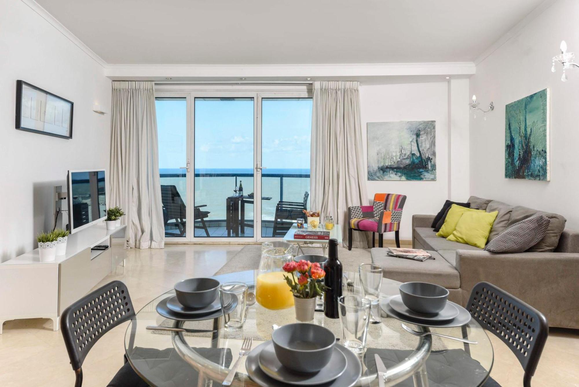 Superb Beachfront Apartments With Shelter By Sea N' Rent Tel-Aviv Kültér fotó