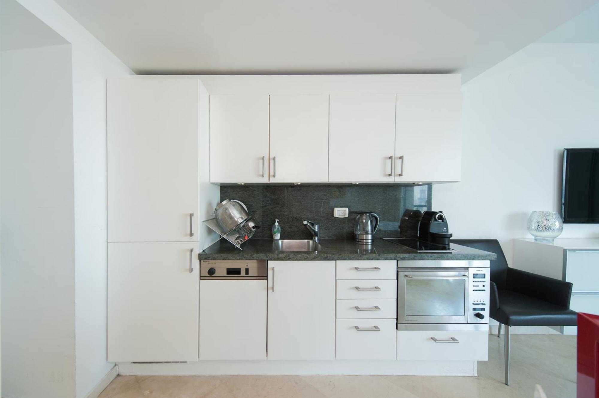 Superb Beachfront Apartments With Shelter By Sea N' Rent Tel-Aviv Szoba fotó