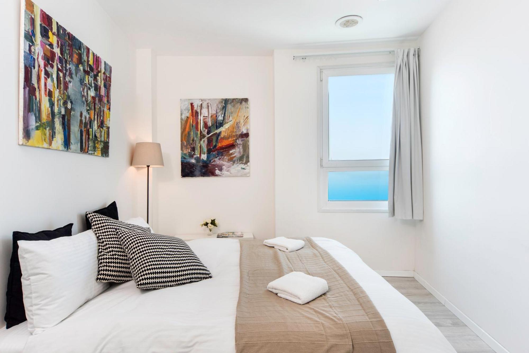 Superb Beachfront Apartments With Shelter By Sea N' Rent Tel-Aviv Szoba fotó
