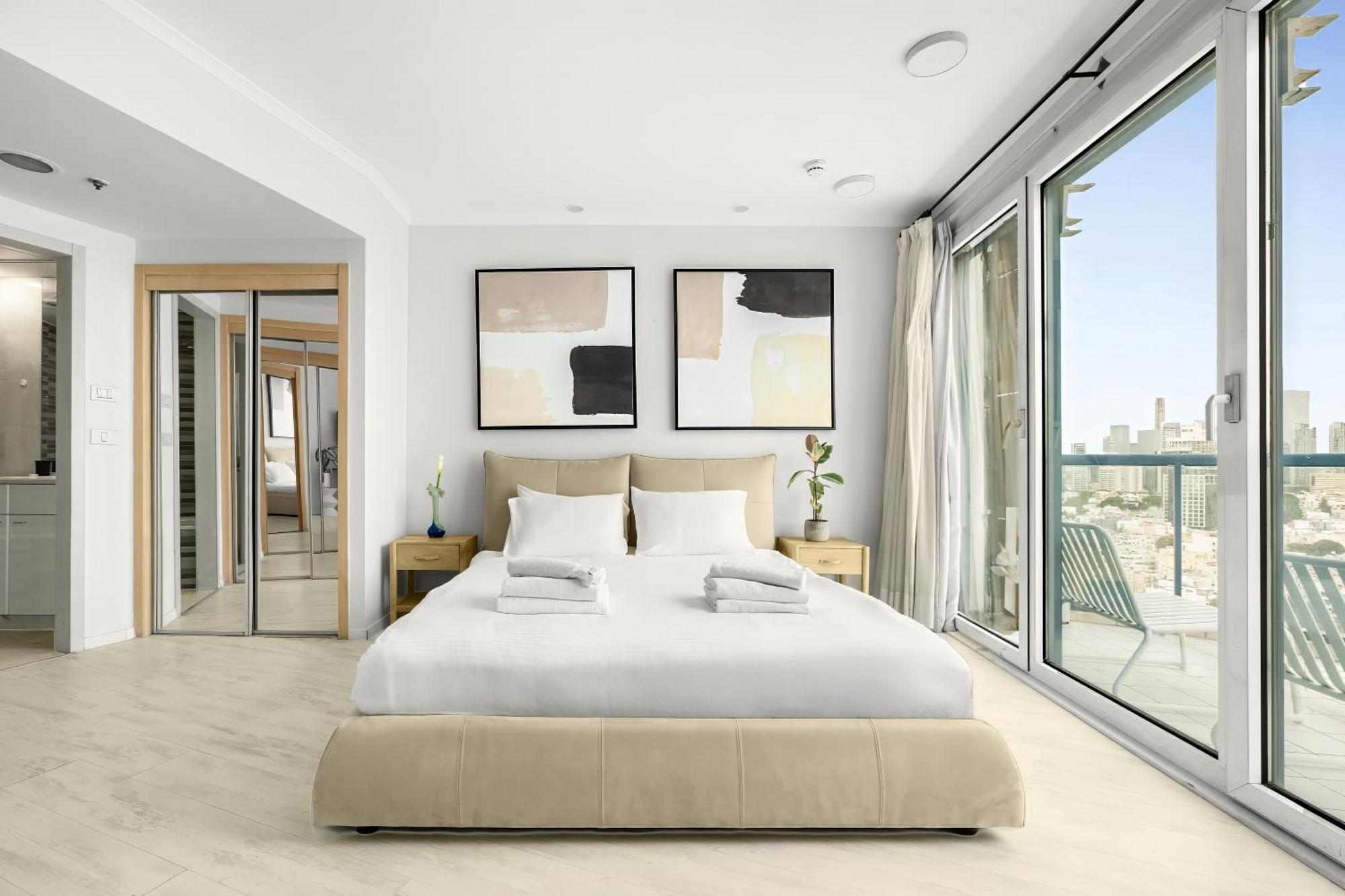 Superb Beachfront Apartments With Shelter By Sea N' Rent Tel-Aviv Kültér fotó